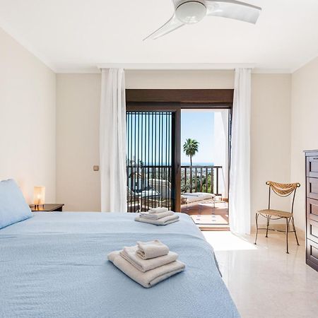 Incredible Apartment With Sea Views And Balcony Михас Экстерьер фото
