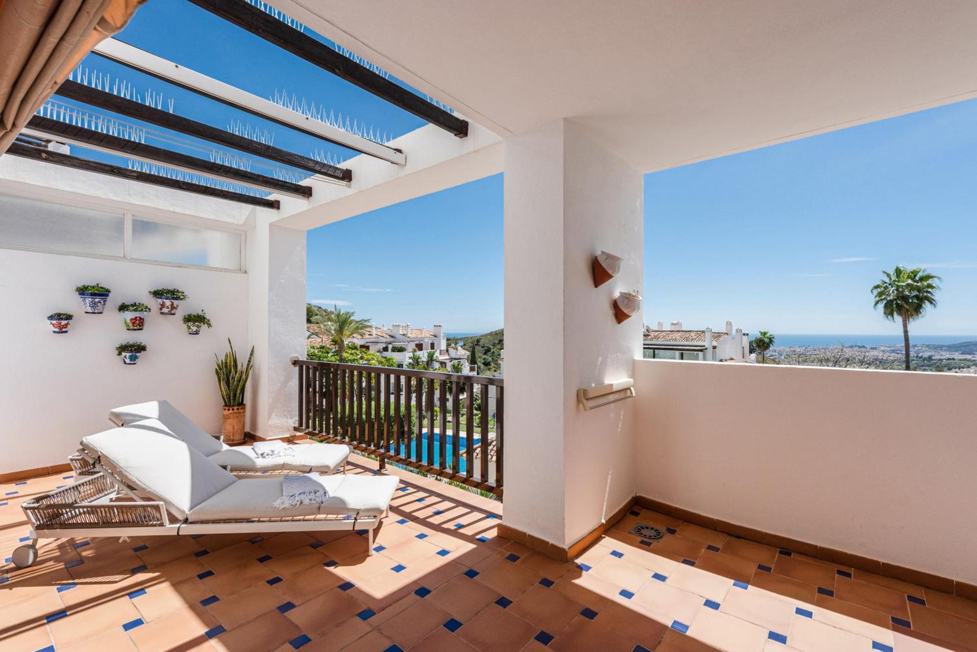 Incredible Apartment With Sea Views And Balcony Михас Экстерьер фото