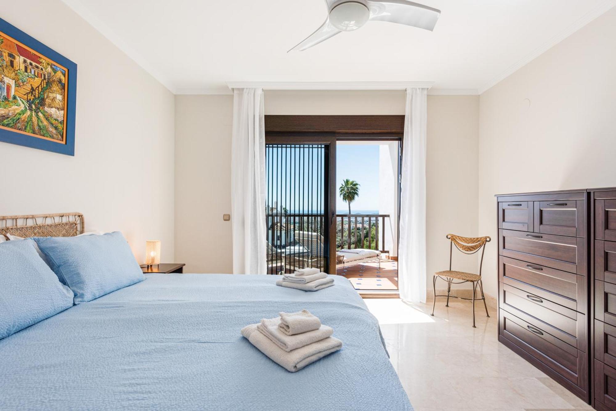 Incredible Apartment With Sea Views And Balcony Михас Экстерьер фото