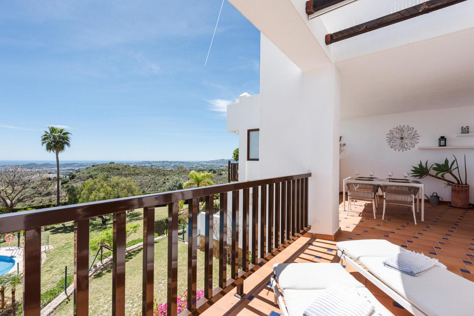 Incredible Apartment With Sea Views And Balcony Михас Экстерьер фото